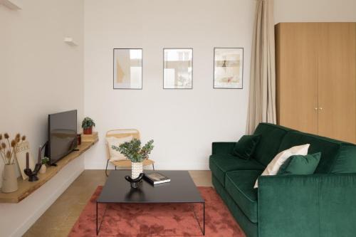 Saint-Thomas-d'Aquin Apartment | Discover Joie Paris St Germain-des-Prés - Family-Friendly Stay