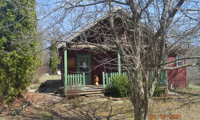 Birdseye Cabin | Experience Fun at Patoka Lake: Rated 9.8 with Great Amenities