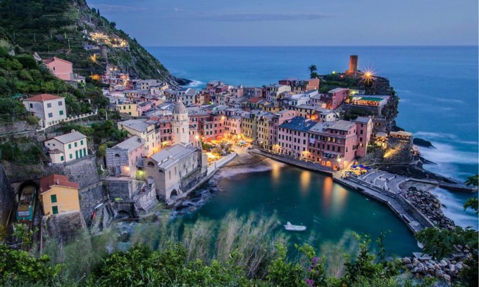 Vernazza House | Family-Friendly JOIVY House with Patio in Vernazza
