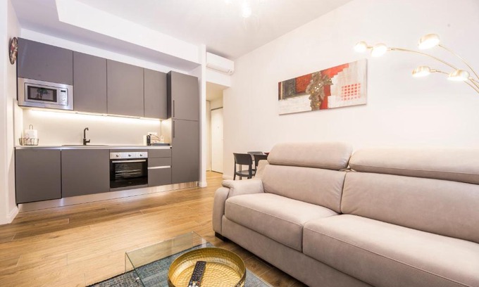 San Vincenzo Apartment | JOIVY Chic apartments in Piazza Dante, Genoa