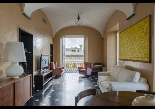 Genoa Historical Centre Apartment | Central JOIVY Flat for 6, Steps from Genoa Cathedral
