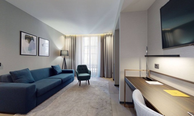 Milan Centre House | ALTIDO Galleria - Family Suite Near the Duomo