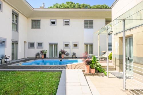 Florence Hotel | Discover JOIVY Together Florence Urban Resort – 4-Star Retreat