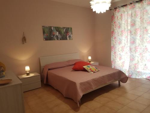 Mazzarino Apartment | Discover Jole Guesthouse: Pet and Child Friendly Retreat