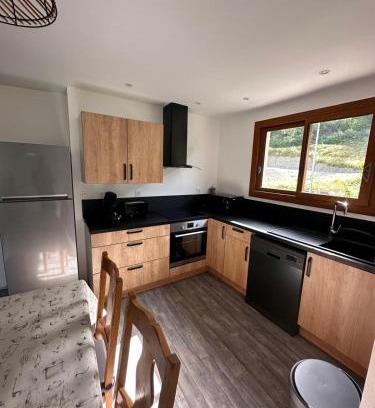 La Roche-de-Rame Apartment | Beautiful Flocons Apartment - Perfect for Families