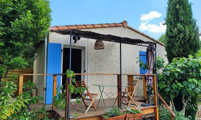 Les Vans Ski Chalet | Scenic Joli Cabanon with Pool & Kitchen - Rated 9.6/10