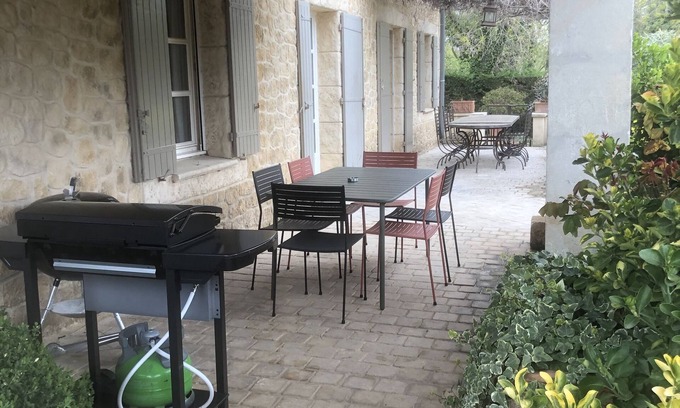 Moules Other | Charming Provençal Retreat Near Arles with Private Pool