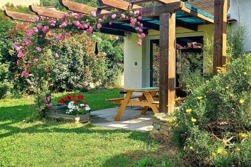Sisco House | Cozy Climatisé Studio with 8.9/10 Guest Rating