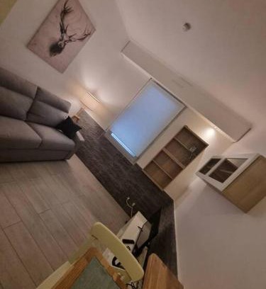 Chaville Apartment | Discover Joli Studio: Budget-Friendly Comfort Awaits