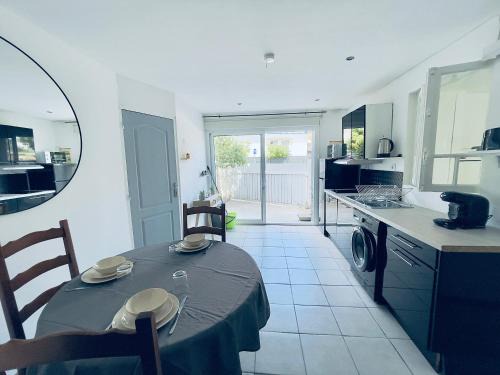 Le Boulou Apartment | Cozy T2 with Outdoor Space, Perfect for Families