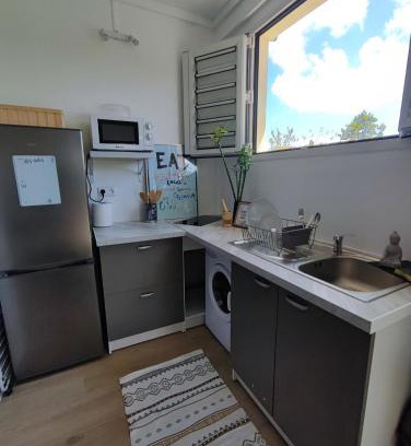 Fort-de-France Apartment | Cozy Joli T2 in Quiet Fort de France with Breakfast Included