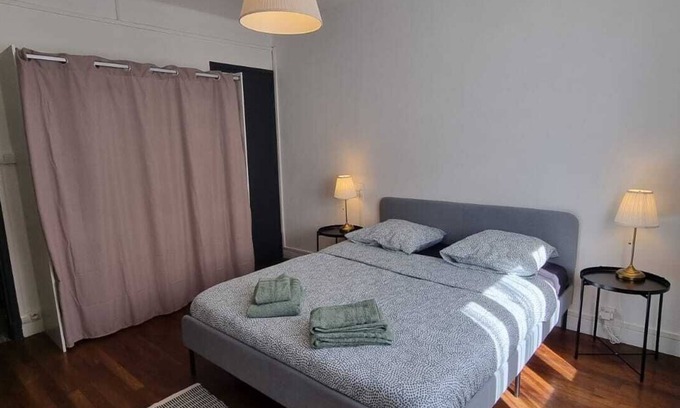 Minimes - Barriere de Paris Apartment | Cozy Jolie Appartement Minimes with Spa & Hot Tub Amenities