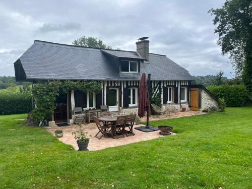 Les Authieux-sur-Calonne House | Beautiful Jolie Longère Normande Near Honfleur & Deauville