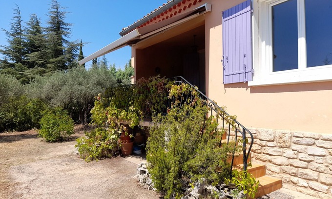 Saint-Saturnin-les-Apt House | Inviting Family Home in the Heart of Luberon