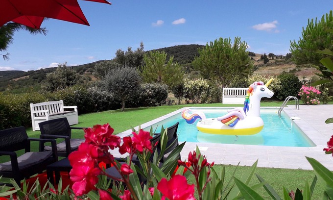 Montclar Villa | Charming Maison Near Carcassonne with Artistic Workshop