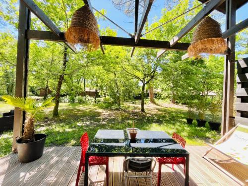 Lacanau Ski Chalet | Peaceful Retreat in Marina Talaris, Lacanau - 4 Stars!