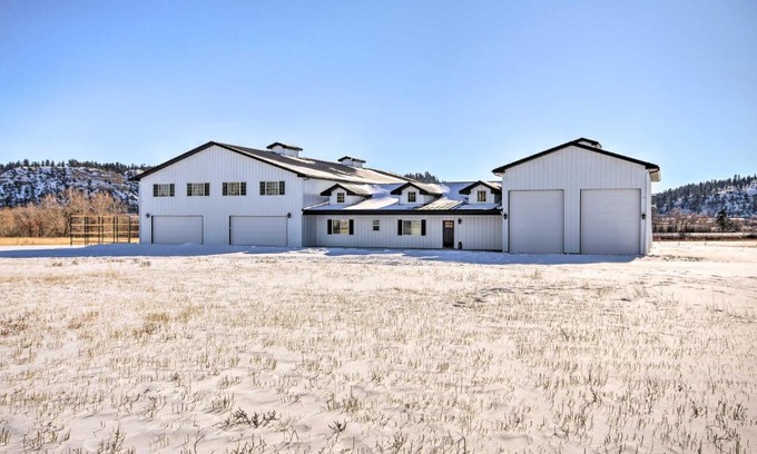 Boyd Apartment | Pet-Friendly Joliet Studio Near Red Lodge Mountain - 10/10!