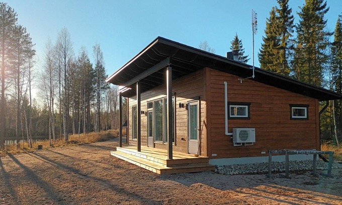 Ylitornio House | Jolmalompolo by Interhome: Lake View & Spa Oasis