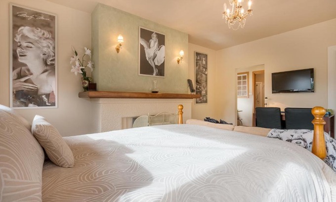 Burnie Bed & Breakfast | Discover Jones On Wilson Boutique B&B - 4-Star Retreat