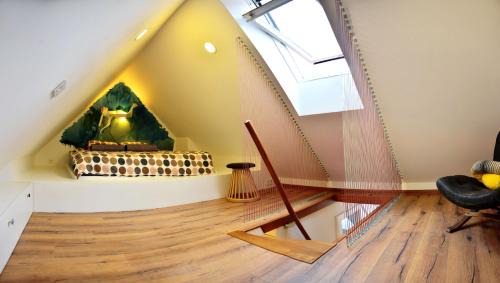Old Town Apartment | Guest Rated Jono Apartment: Family-Friendly with Hot Tub