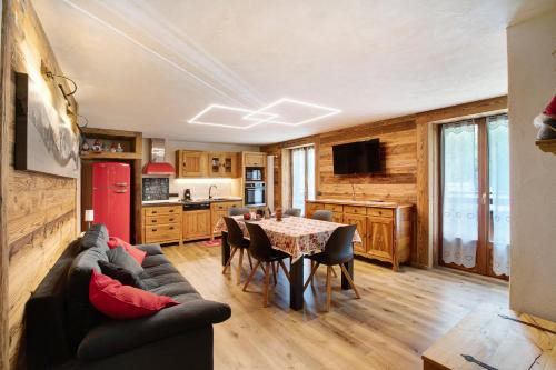 Courmayeur Apartment | Explore Jorasses La Maison de Courma: Rated 9.5/10!