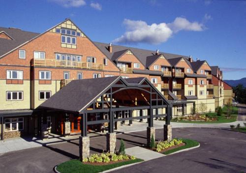 Sunday River Area Hotel | Relaxing Retreat at Jordan Hotel with Pool and Ocean Views