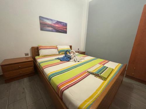 Ampelokipoi-Menemeni Apartment | Eco-Friendly Retreat at Jordans Apartment - Rated 9/10!