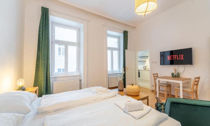 Himmelpfortgrund Apartment | Family-Friendly Retreat at Seraphina I Levestate