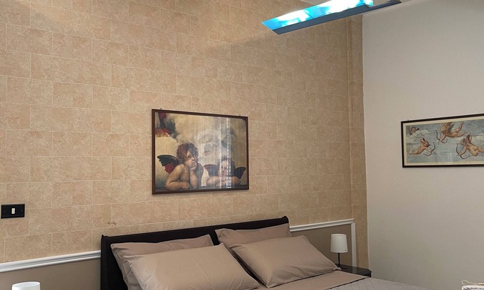 Capodrise Apartment | Josephine House, a few miles from the Royal Palace of Caserta and Naples