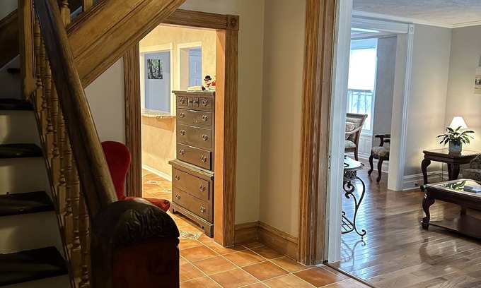Jim Thorpe House | Discover Josephine’s Place: Pet-Friendly Retreat with Spa