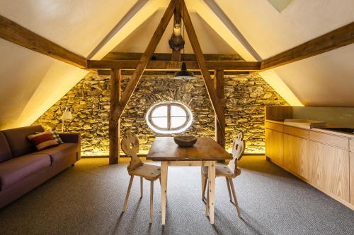 Madonna di Senales Apartment | Josephus Domicilium iv: Family-Friendly Retreat Awaits