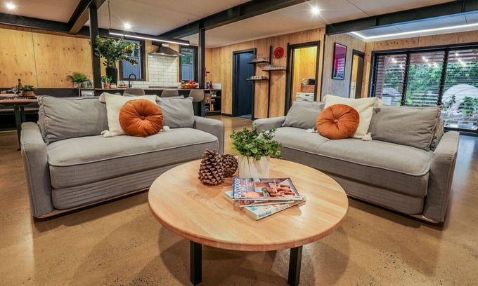 Agnes Water House | Guest Rated 10/10: Joshi's Oceanfront Family Guesthouse