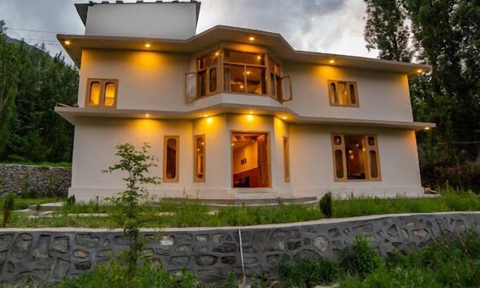 Hunza Hotel | Family-Friendly Retreat at Jovenna Resort Gulmit