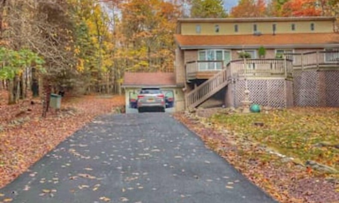 Albrightsville House | Perfect Townhouse with Ocean View and Child-Friendly Amenities