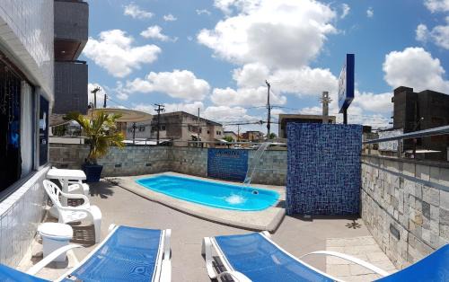 Trincheiras Hotel | Beachfront JR Hotel: Family-Friendly with Ocean Views