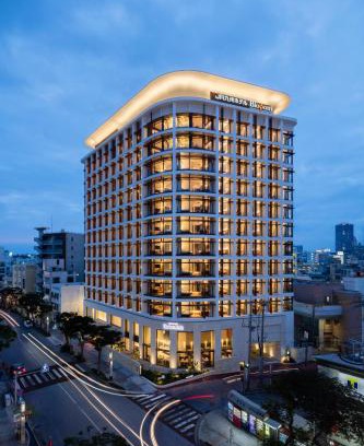 Makishi Hotel | Discover JR Kyushu Hotel Blossom Naha: Rated 9/10 for Comfort