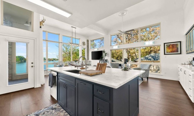 Dogwood House | Experience Jubenvilla: Lakefront Retreat with Private Pool