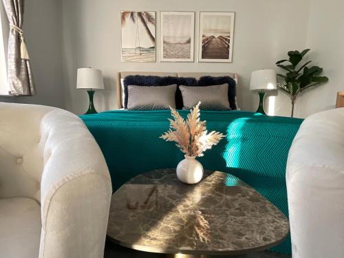 Lansbury House | Invite Family Fun at Jubilee House - Guest Rated 9.8