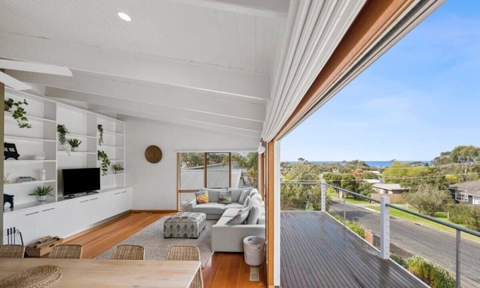 Jan Juc House | Juc Haven: Oceanfront Retreat with Pet-Friendly Amenities