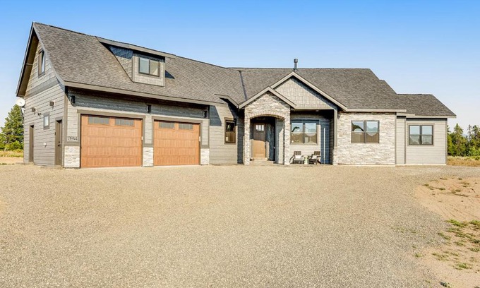 McCall House | Discover the Jug Handle Gem with Family-Friendly Amenities