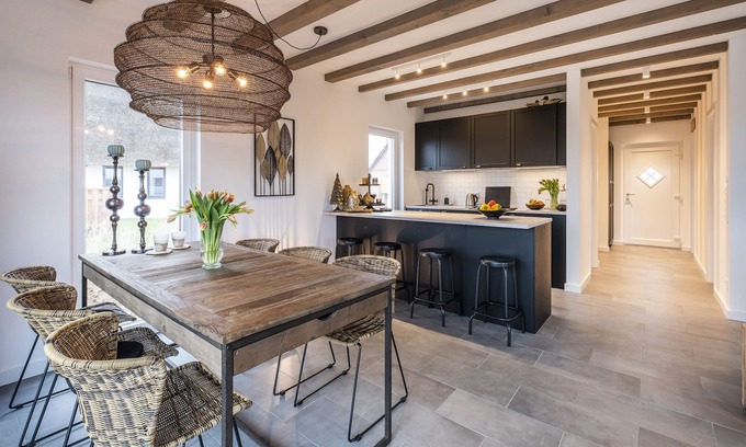 Gross Schwansee House | Jules Hus - Prime Location Near the Beach with Ocean Views