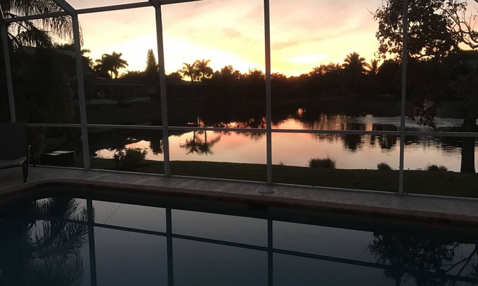 Biggar Villa | Explore Julia’s Hideaway: Lake View with Private Pool & Spa