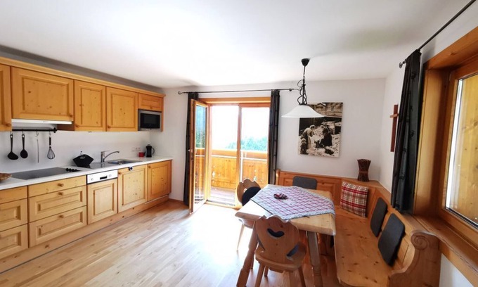 Buerserberg Apartment | Comfort in Julian - Appart Tramontana with Spa & Breakfast