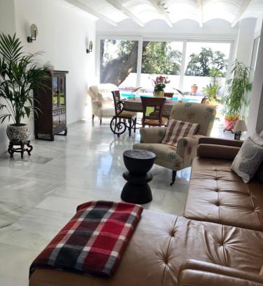 Bollullos de la Mitacion Villa | Relax at Juliana 3 Home with Oceanfront Pool Access