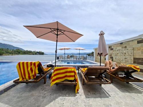 Tuk Tuk House | Discover Juma Cottages: Family-Friendly Retreat with Dining