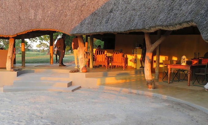 Okavango Delta Cabin | Discover Jumbo Junction: Family-Friendly with Pool & Dining
