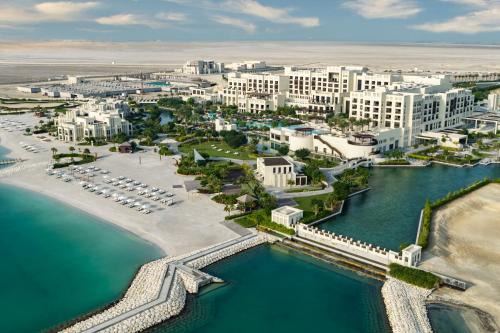 Jannusan Resort | Elegant Jumeirah Gulf of Bahrain with Oceanfront Relaxation