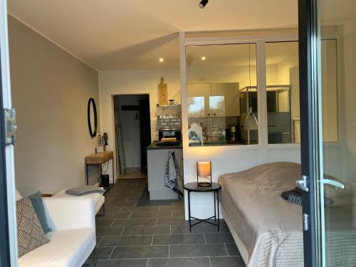 Bargteheide Apartment | Delightful Stay at Juna: Family-Friendly with Breakfast