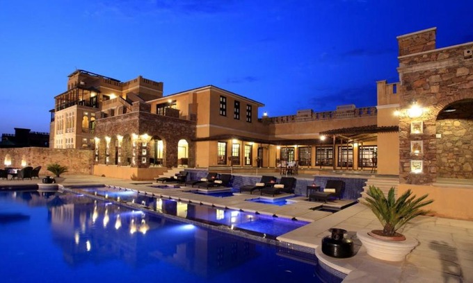 Sawai Madhopur Hotel | Experience Juna Mahal Jungle Resort: 5-Star Oasis Awaits