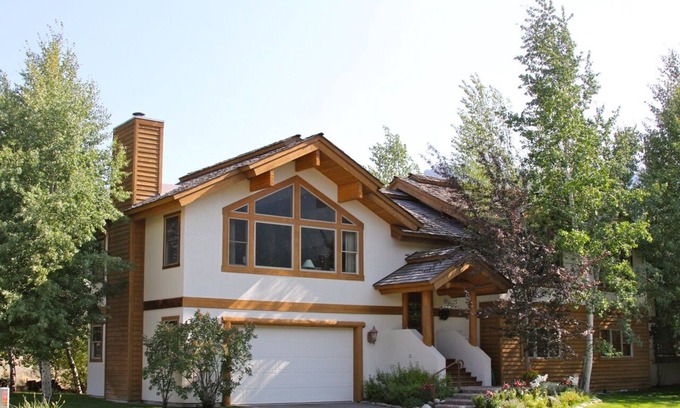 Ketchum House | Prime Location Minutes from Ketchum & Sun Valley Attractions